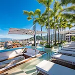 Pier 57 - 510 Luxury Rooftop 2 Bedroom Condo In Romantic Zone